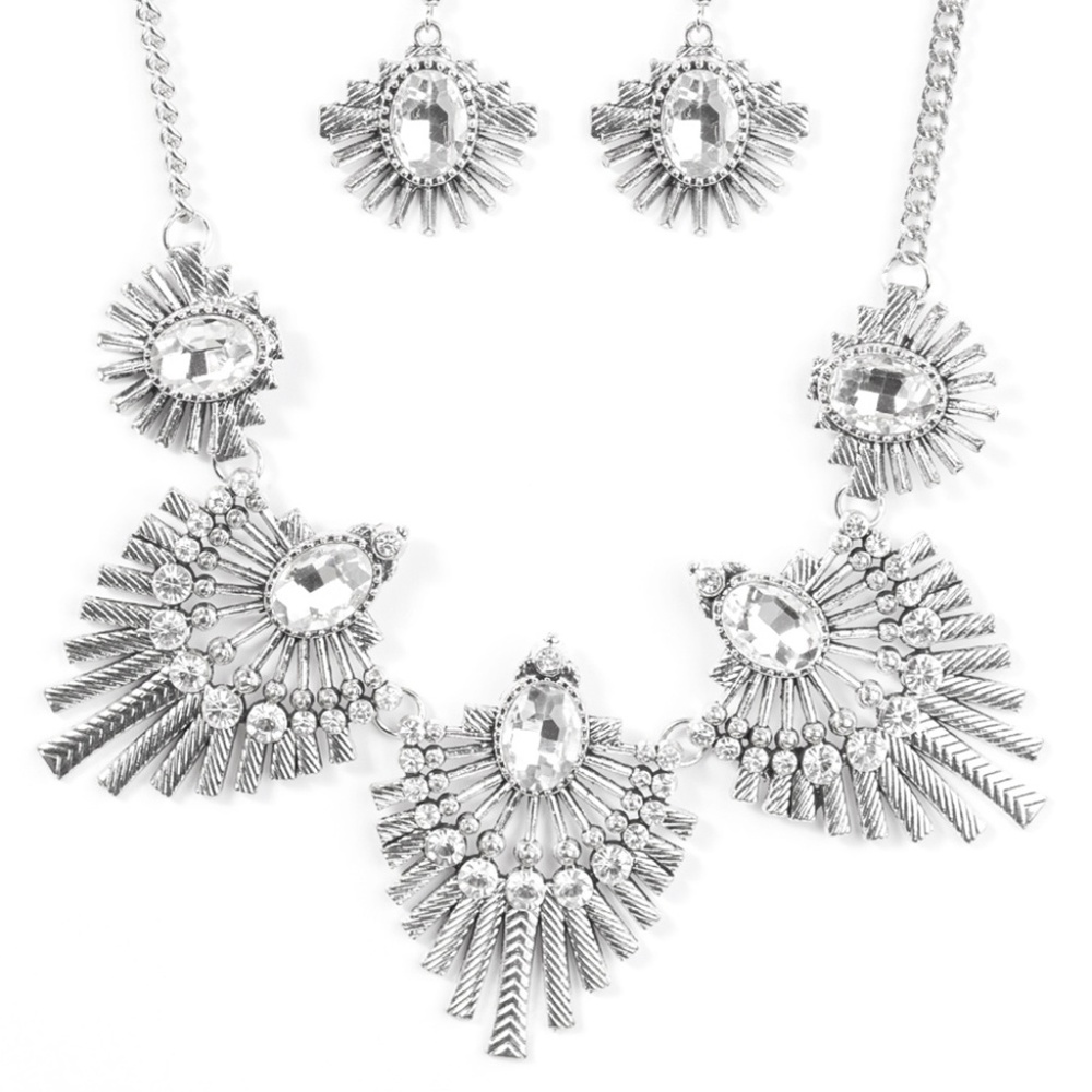 Gorgeous Paparazzi Miss YOU-niverse Necklace Set